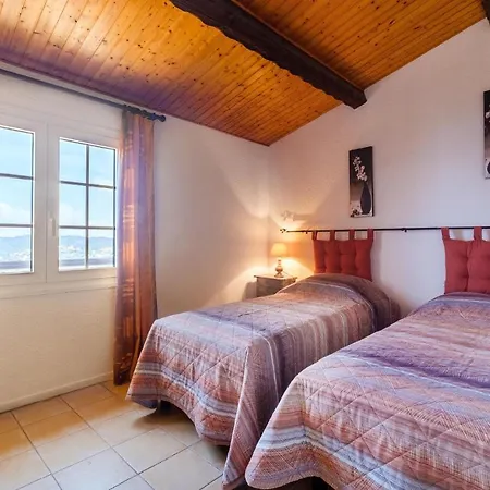 בית נופש Le Hameau De La Bastide D'a *