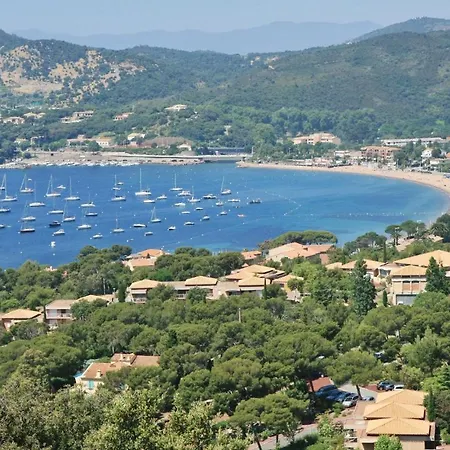 Prázdninový dům Domaine De La Bastide Dagay Saint-Raphaël